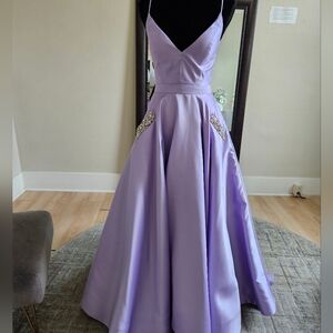 Size 2/4 "Lilac" mikado full ballgown w/ pocket Prom/evening gown by Sherri Hill